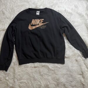 Nike Black and Rose Gold Sweatshirt in size M. EUC